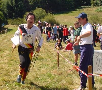 Corredor sprintant arribant a la Sortida